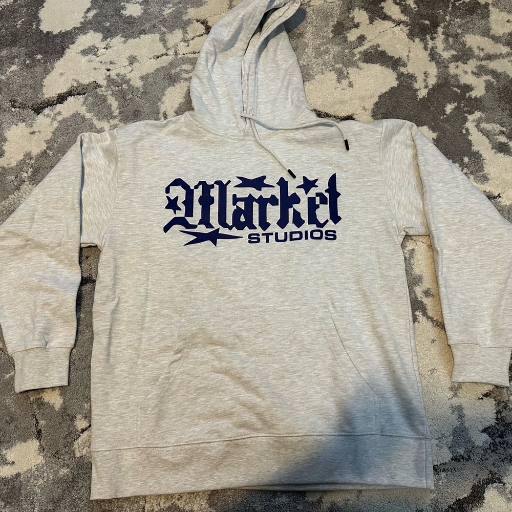 Arket Light Gray Hoodie with Navy Print D-31
